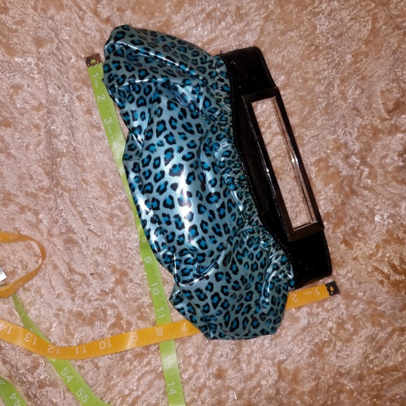 Suzie Lee small blue purse - Picture 7 of 8